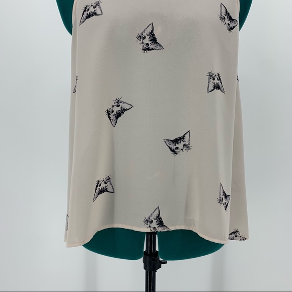 Everly Sleeveless Kitten Mock Neck Blouse, Small - Picture 5 of 16